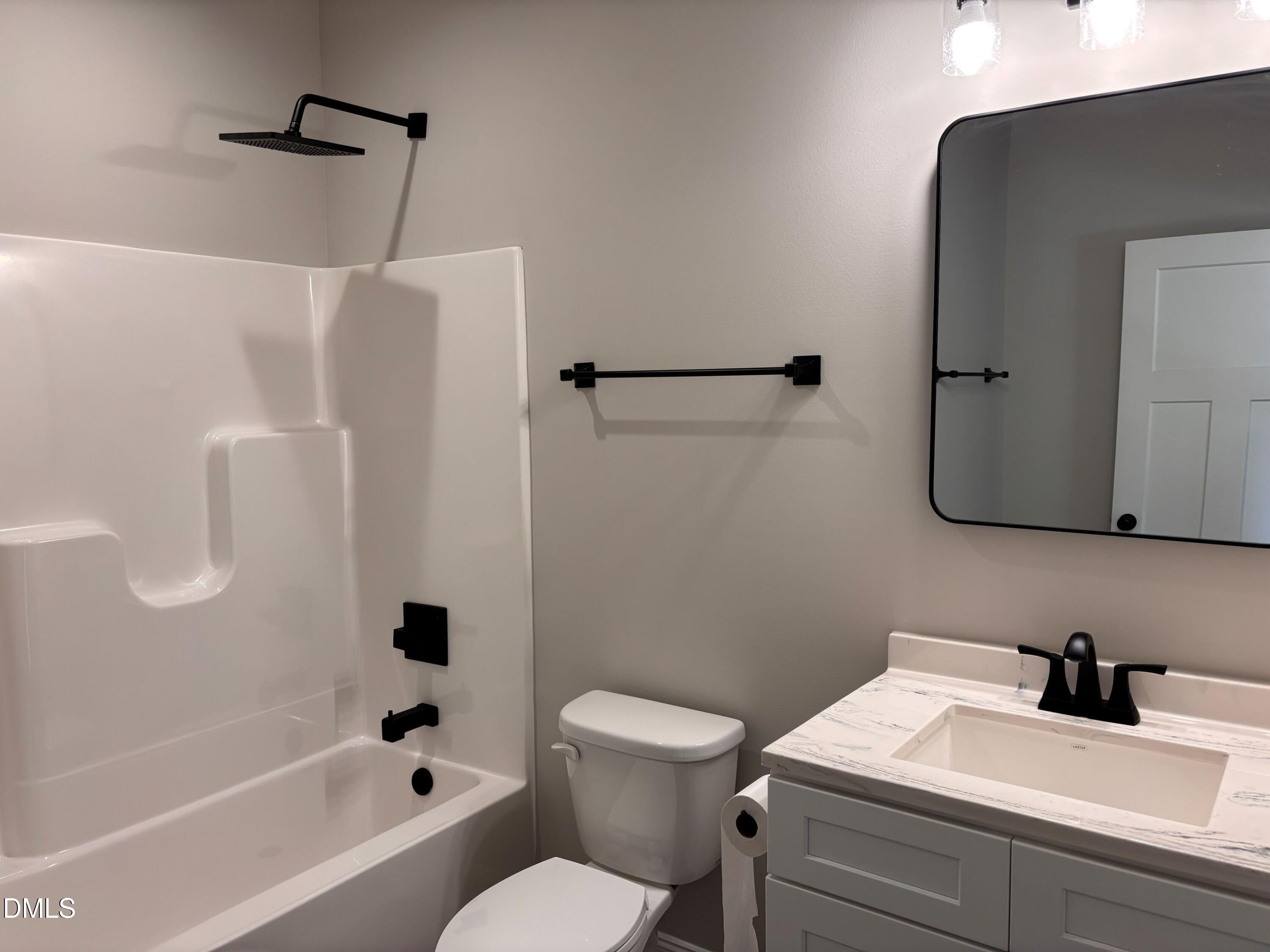 402 Poplar Street Graham, NC 27253 - Photo 23 of 29 22Bath2