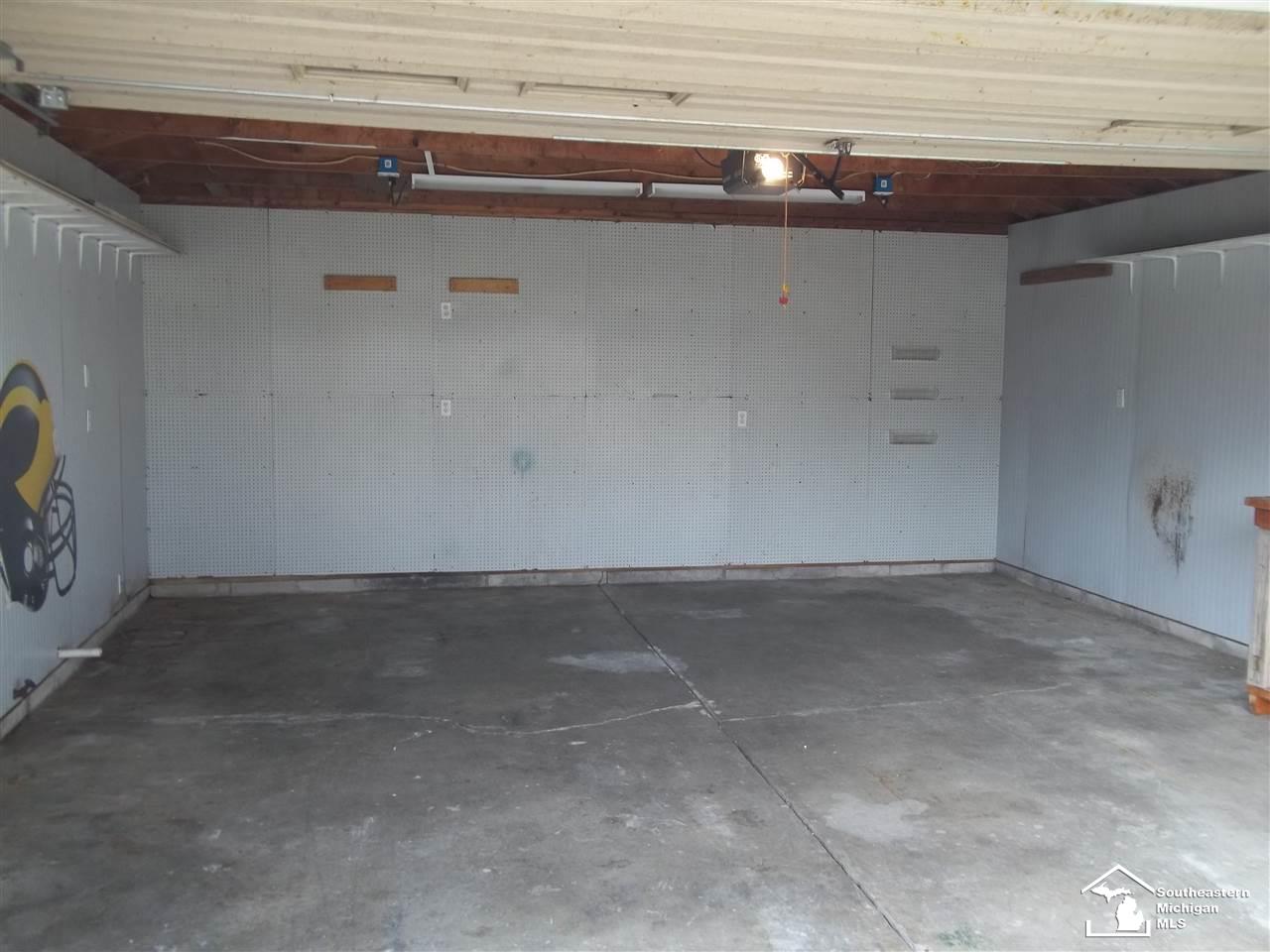 9285 Bay Creek Road Erie, MI 48133 - Photo 21 of 24