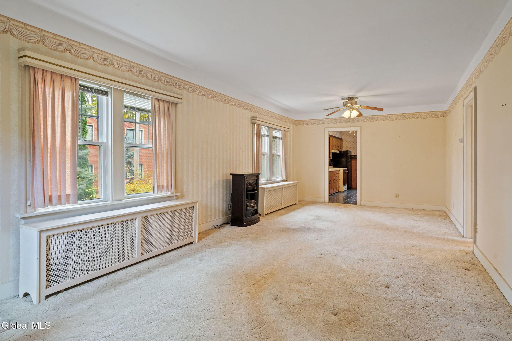 42 Collins Place Albany, NY 12208 - Photo 5 of 50 11-web-or-mls-42-collins-pl