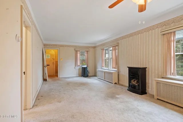 $234,900 | 42 Collins Place, Albany, NY 12208