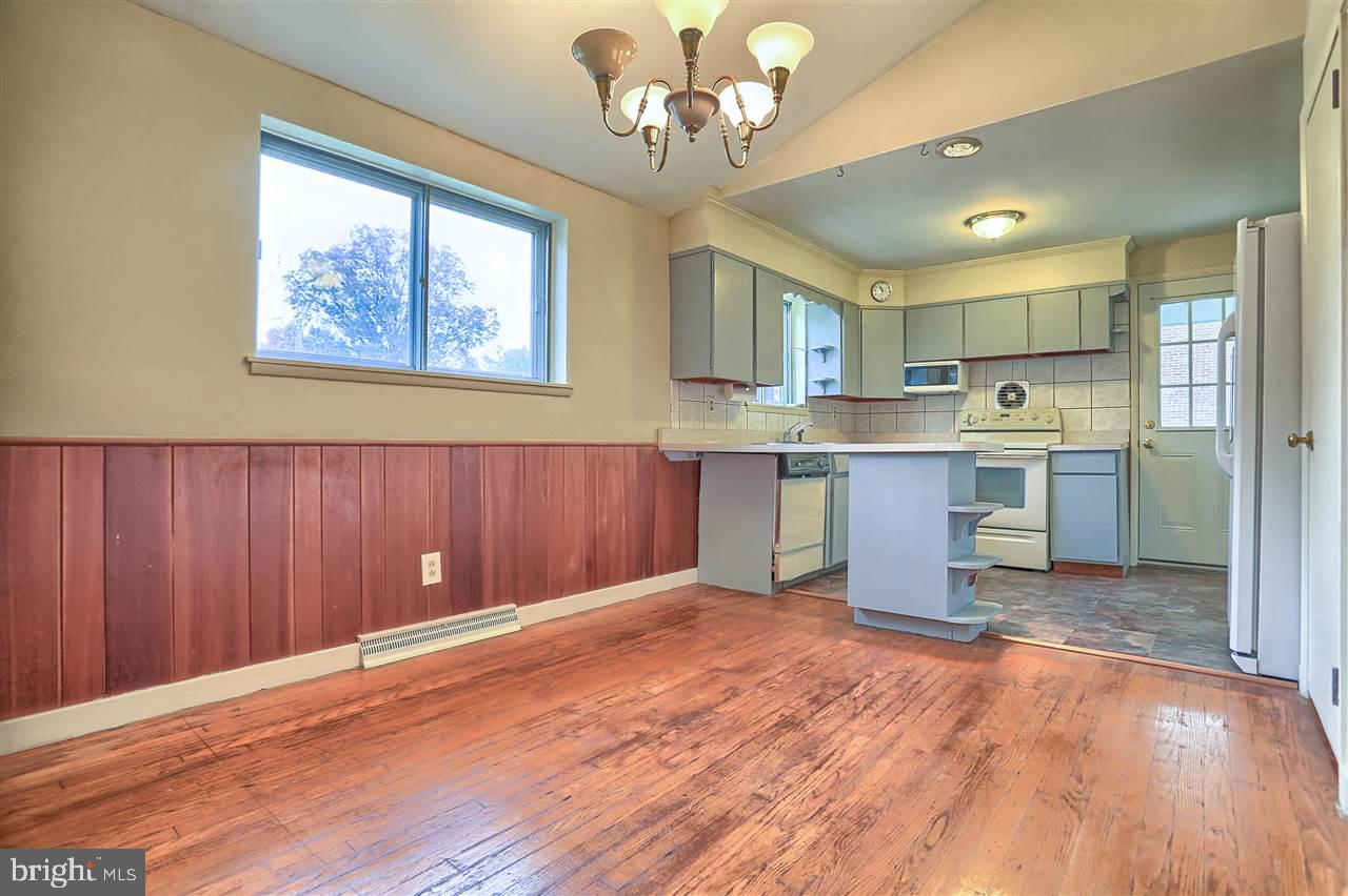 2458 Princeton Road York, PA 17402 - Photo 13 of 31 Gallery Image 13