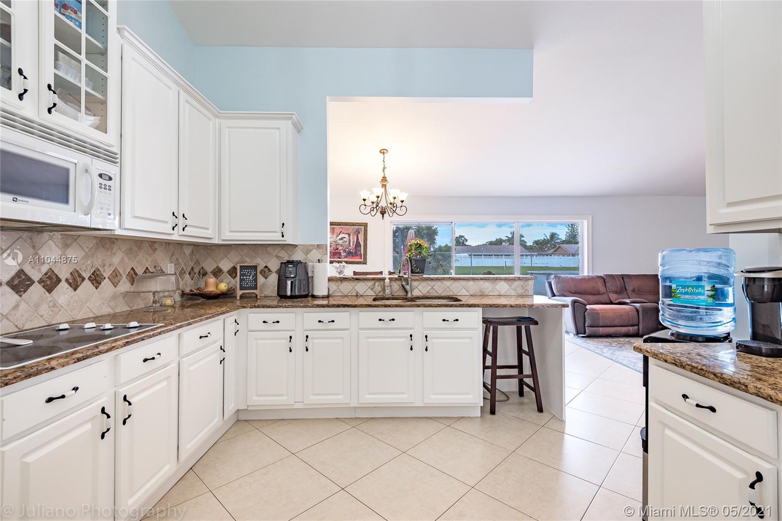 19342 Liberty Road Boca Raton, FL 33434 - Photo 7 of 20