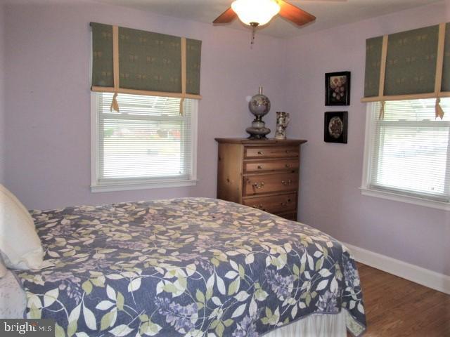 564 Fairmount Road Linthicum Heights, MD 21090 - Photo 15 of 33