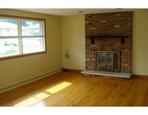 4225 Tacoma Street Springfield, OH 45503 - Photo 4 of 25