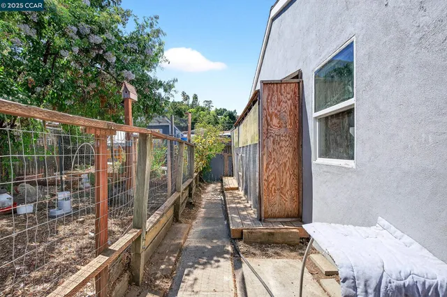 $850,000 | 2312 Granada Court, Pinole, CA 94564