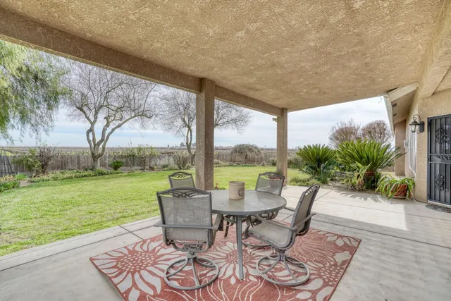 $1,350,000 | 350 North Floyd Avenue, Fresno, CA 93706