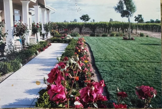 $1,350,000 | 350 North Floyd Avenue, Fresno, CA 93706