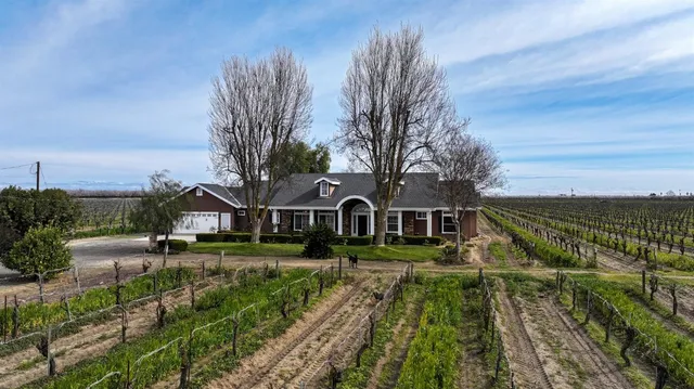 $1,350,000 | 350 North Floyd Avenue, Fresno, CA 93706