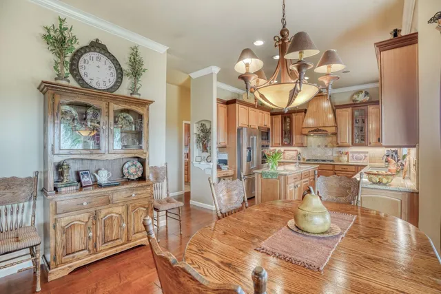 $1,350,000 | 350 North Floyd Avenue, Fresno, CA 93706