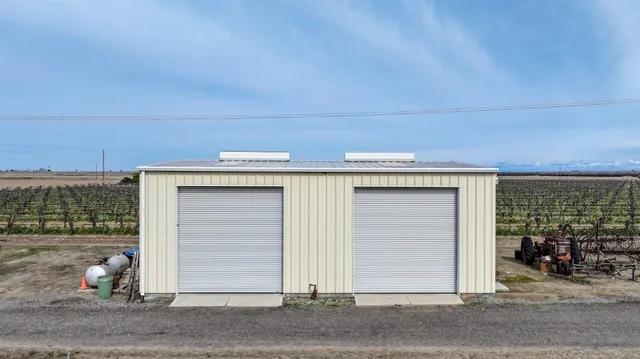 $1,350,000 | 350 North Floyd Avenue, Fresno, CA 93706