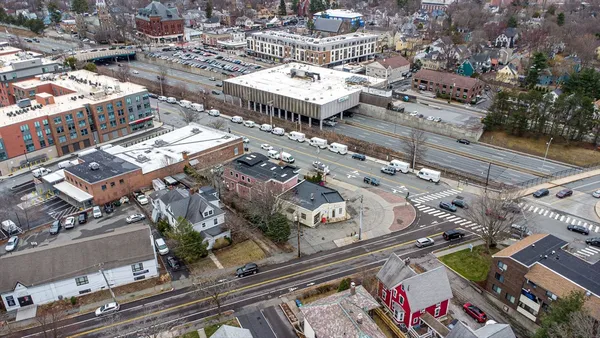 $2,500,000 | 911 Washington Street, Newton, MA 02460