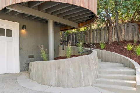 $2,198,000 | 611 Hillcrest Drive, Redwood City, CA 94062