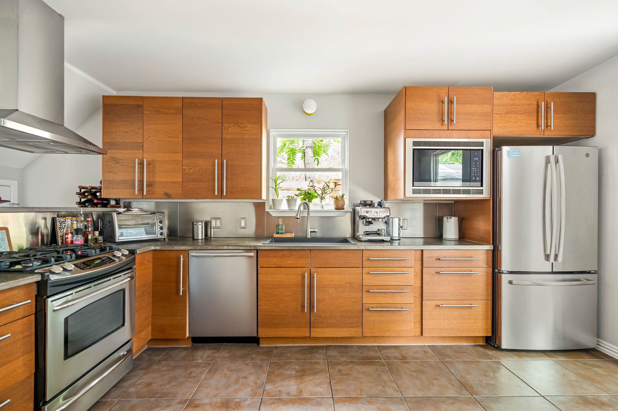 2202 Garden Street Austin, TX 78702 - Photo 11 of 37 A unit kitchen