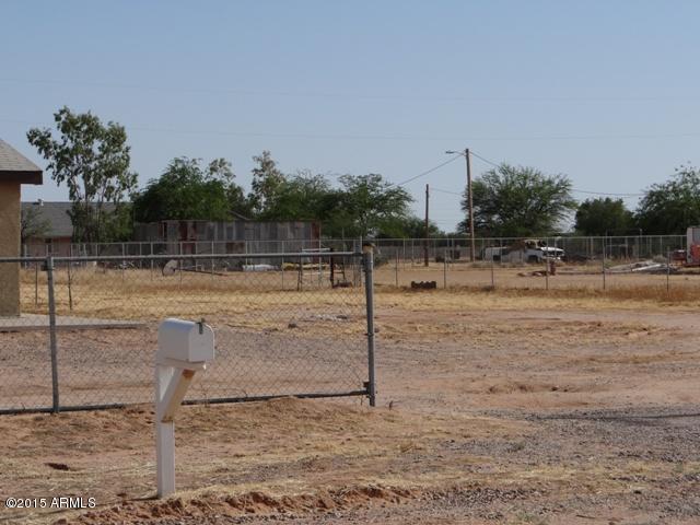 7789 West McCartney Road, Unit 4 Casa Grande, AZ 85194 - Photo 3 of 11 a view of a yard