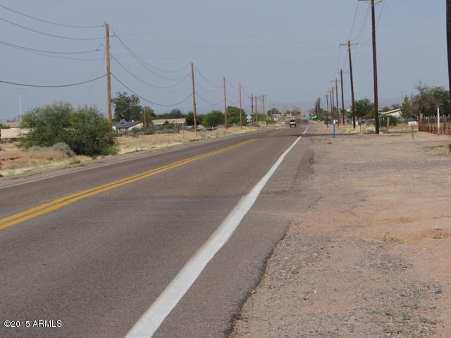 7789 West McCartney Road, Unit 4 Casa Grande, AZ 85194 - Photo 9 of 11 a view of a tall building with a street