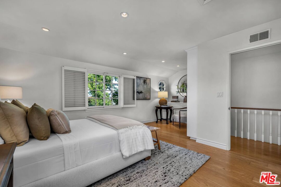 415 North Bonhill Road Los Angeles, CA 90049 - Photo 30 of 45 Gallery Image 30