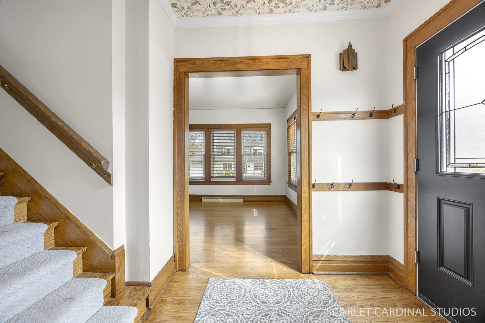 524 Western Avenue Wheaton, IL 60187 - Photo 3 of 35