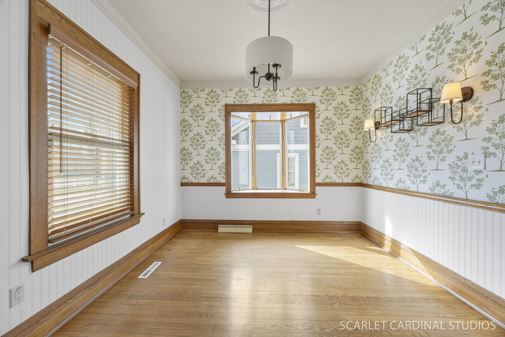 524 Western Avenue Wheaton, IL 60187 - Photo 5 of 35