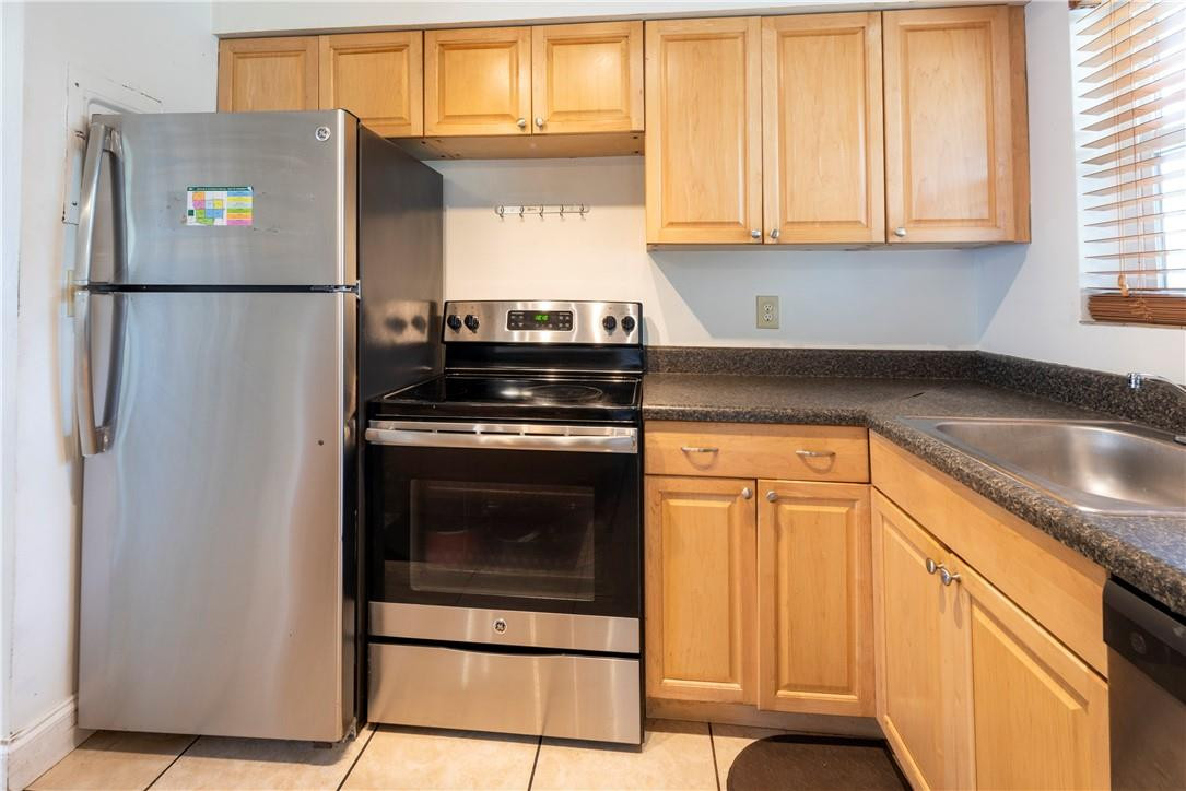 4210 Southwest 10th Street Plantation, FL 33317 - Photo 7 of 31 Photo 7