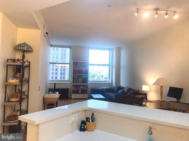$350,000 | 1600 Arch Street, Unit 1215, Philadelphia, PA 19103