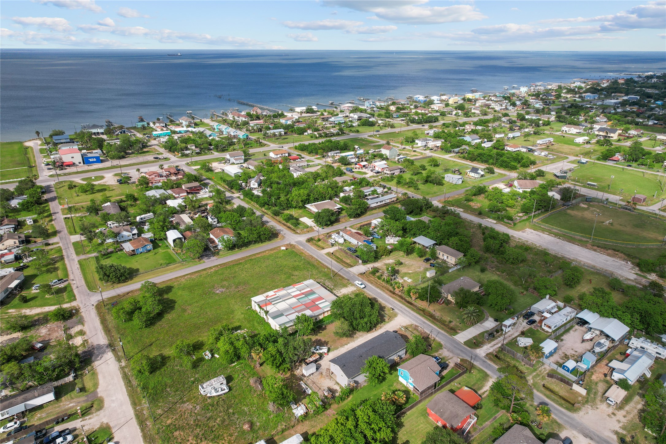 316 20th Street, Unit B San Leon, TX 77539 - Photo 10 of 11