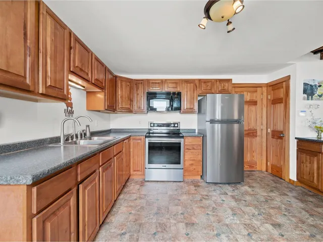 $1,300,000 | 183 Morrie Road, Washington, VT 05675