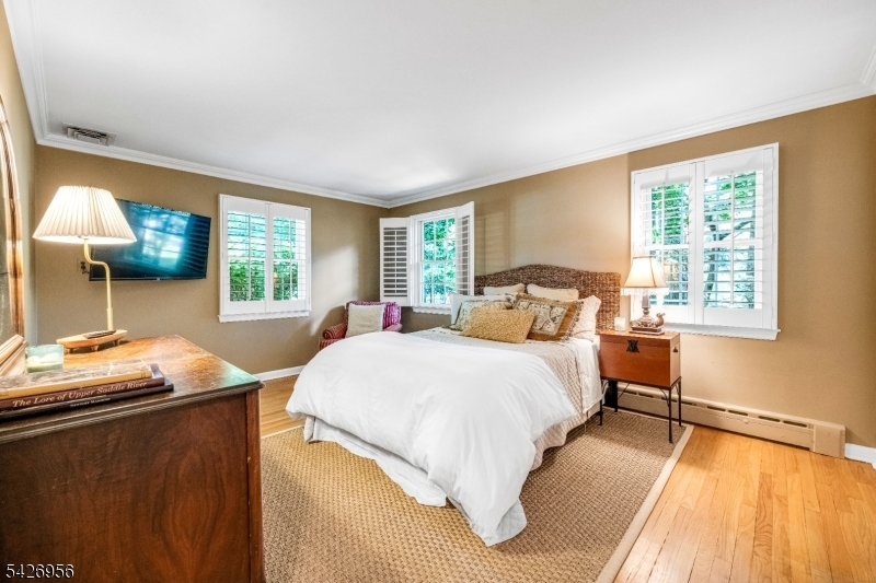 8 White Pine Road Upper Saddle River, NJ 07458 - Photo 24 of 50