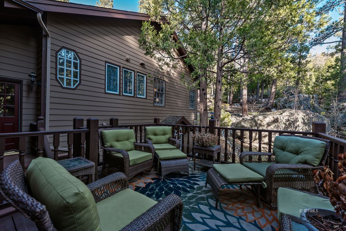 52595 Idyllmont Road Idyllwild, CA 92549 - Photo 46 of 58 a view of a patio in the backyard