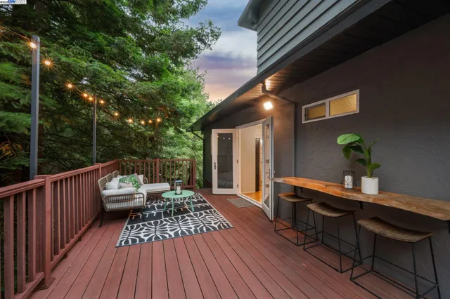 $995,000 | 7249 Wild Currant Way, Oakland, CA 94611