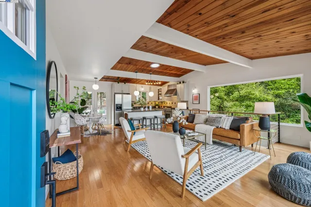 $995,000 | 7249 Wild Currant Way, Oakland, CA 94611