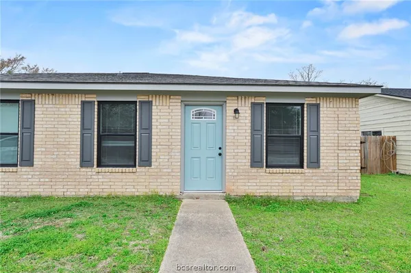 $1,300 | 805 San Benito Drive, College Station, TX 77845