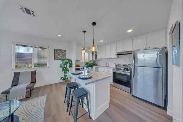 $269,995 | 444 Corcoran Avenue, Unit 4, Vallejo, CA 94589