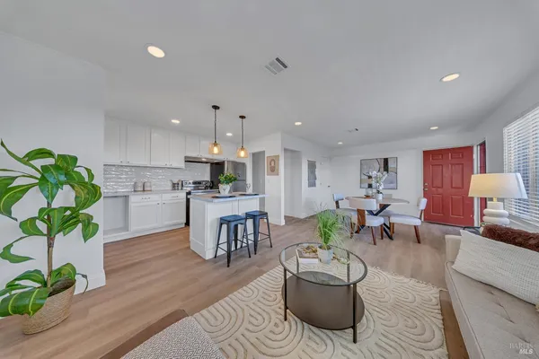 $269,995 | 444 Corcoran Avenue, Unit 4, Vallejo, CA 94589