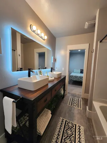 $695,000 | 150 West Main Street, Oakley, ID 83346