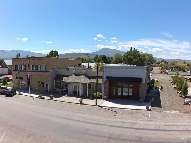 $695,000 | 150 West Main Street, Oakley, ID 83346