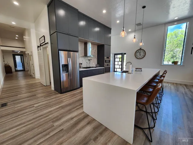 $695,000 | 150 West Main Street, Oakley, ID 83346