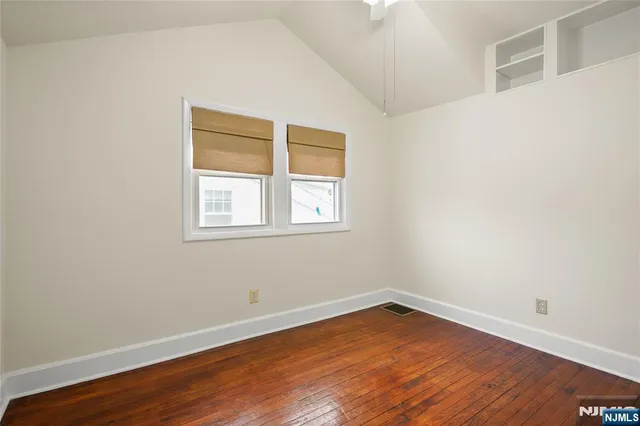 $4,300 | 170 West 4th Street, Clifton, NJ 07011
