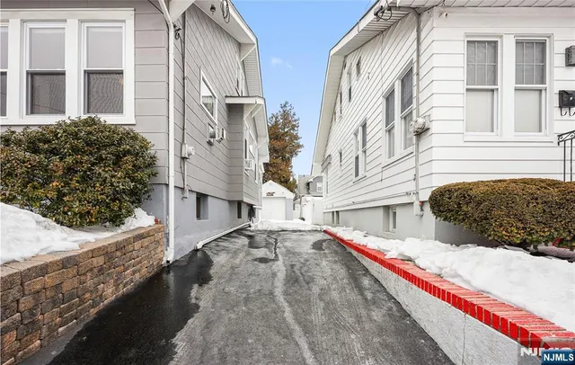 $4,300 | 170 West 4th Street, Clifton, NJ 07011