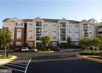 $2,410 | 12957 Centre Park Circle, Unit 404, Herndon, VA 20171