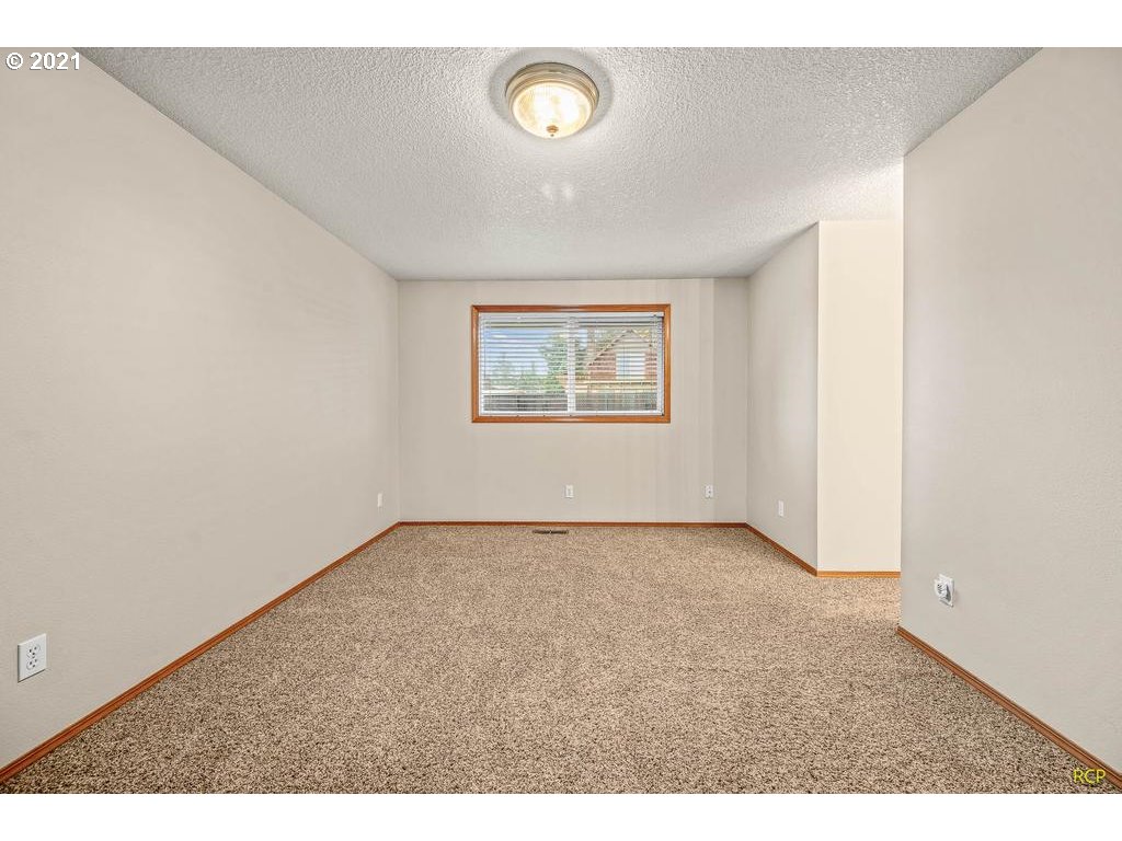 51783 Southwest Old Portland Road Scappoose, OR 97056 - Photo 13 of 25 Bedroom, Primary