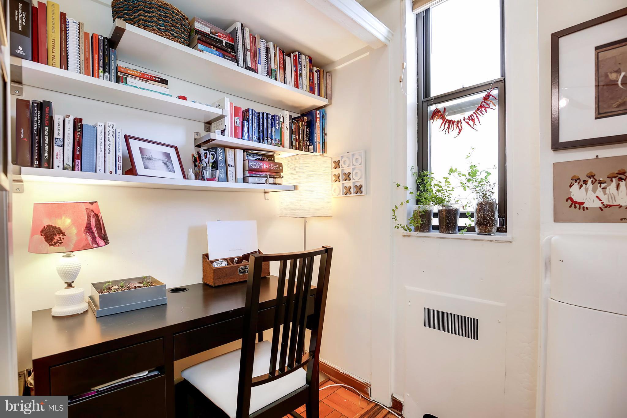 1 Scott Circle Northwest, Unit 213 Washington, DC 20005 - Photo 14 of 26 Interior (General)