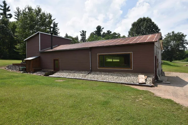 $775,000 | W8970 Cottonville Drive, Wautoma, WI 54982