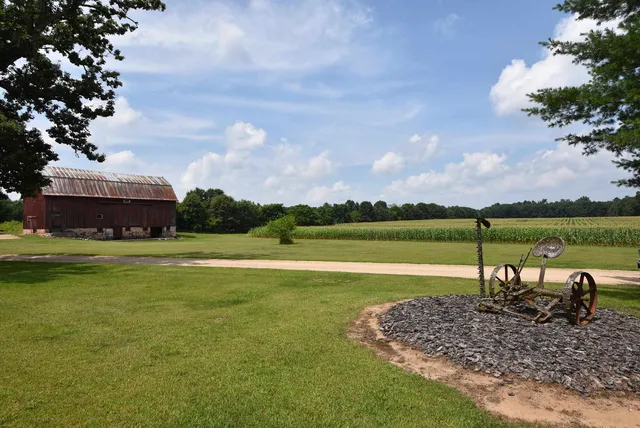 $775,000 | W8970 Cottonville Drive, Wautoma, WI 54982