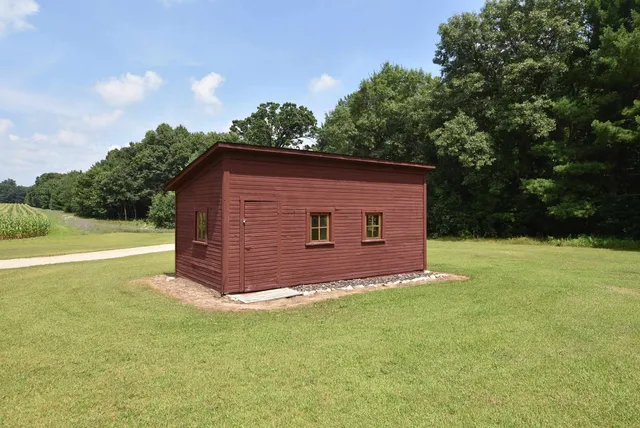 $775,000 | W8970 Cottonville Drive, Wautoma, WI 54982