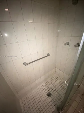 $160,000 | Inverrary, Lauderhill, FL 33319