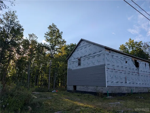 $148,500 | 9815 Utica Street, Evans, NY 14006