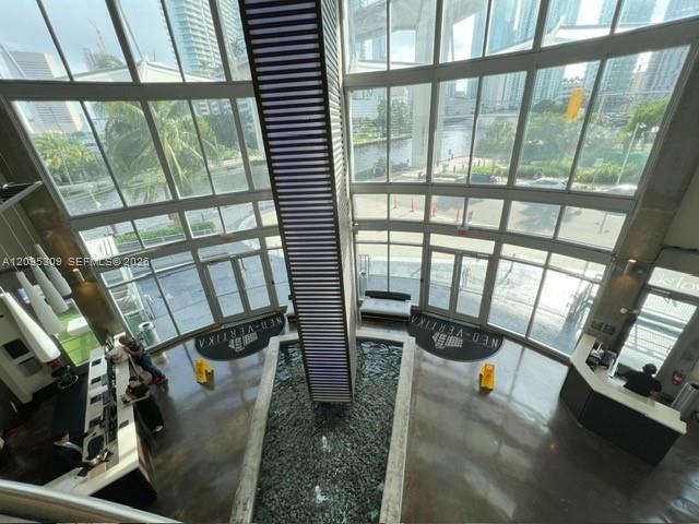 690 Southwest 1st Court, Unit 305 Miami, FL 33130 - Photo 2 of 26 Gallery Image 2