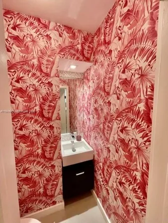 $20,000 | 375 Harbor Court, Key Biscayne, FL 33149