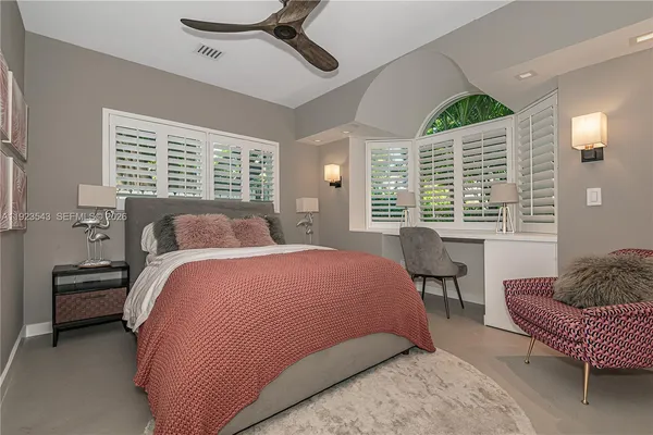 $20,000 | 375 Harbor Court, Key Biscayne, FL 33149