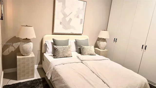 $21,500 | 375 Harbor Court, Key Biscayne, FL 33149